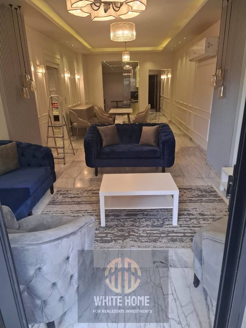 Apartment modern finishing with private Garden for rent fully furnished in Midtown Compound In front of American university New Cairo nearest to pool - Vista 6
