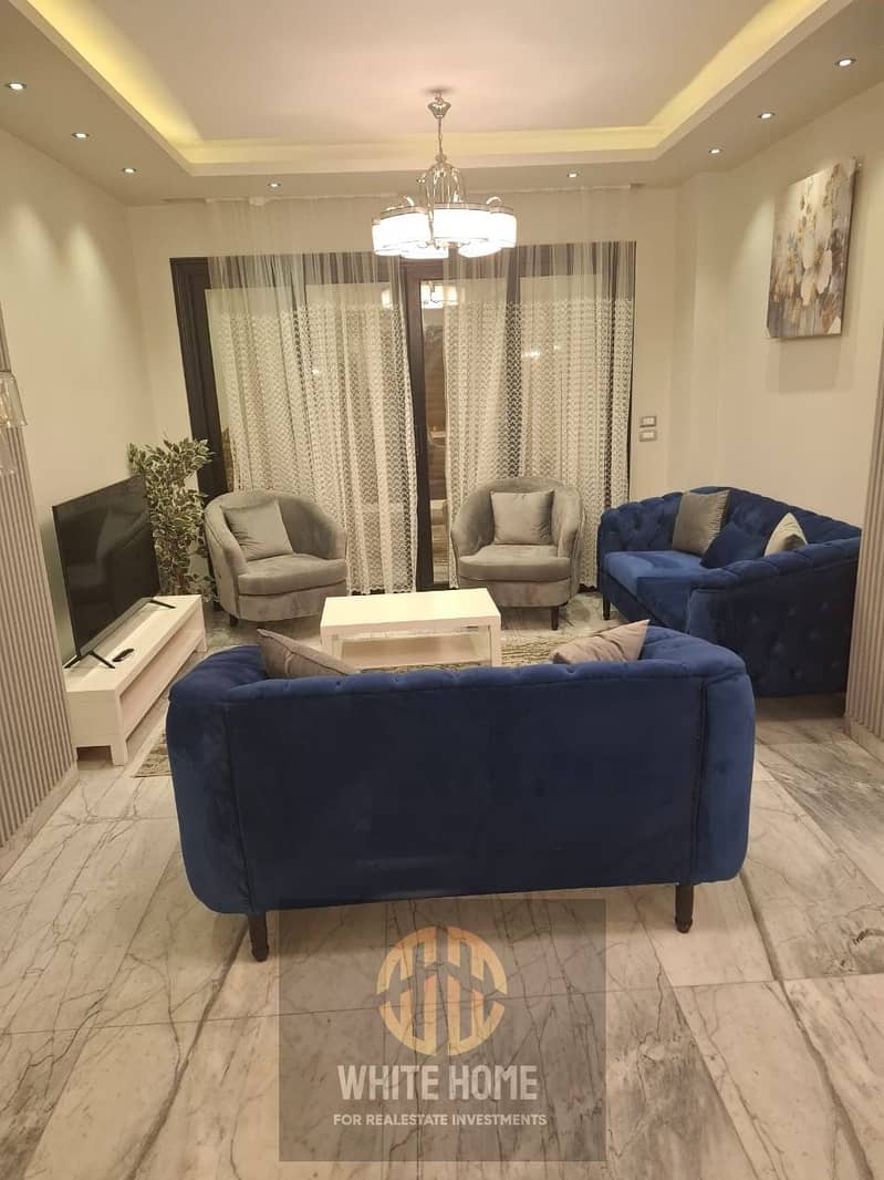 Apartment modern finishing with private Garden for rent fully furnished in Midtown Compound In front of American university New Cairo nearest to pool - Altro