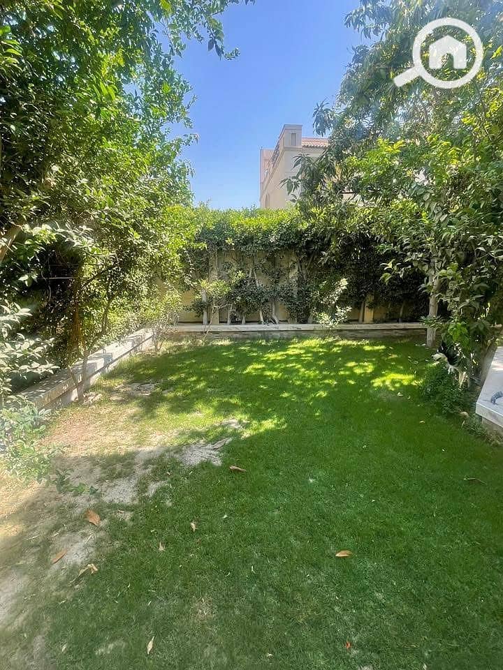 Corner townhouse for sale in Hadayek El Mohandessin Sheikh Zayed 4 bedrooms modern finishing - Vista 6