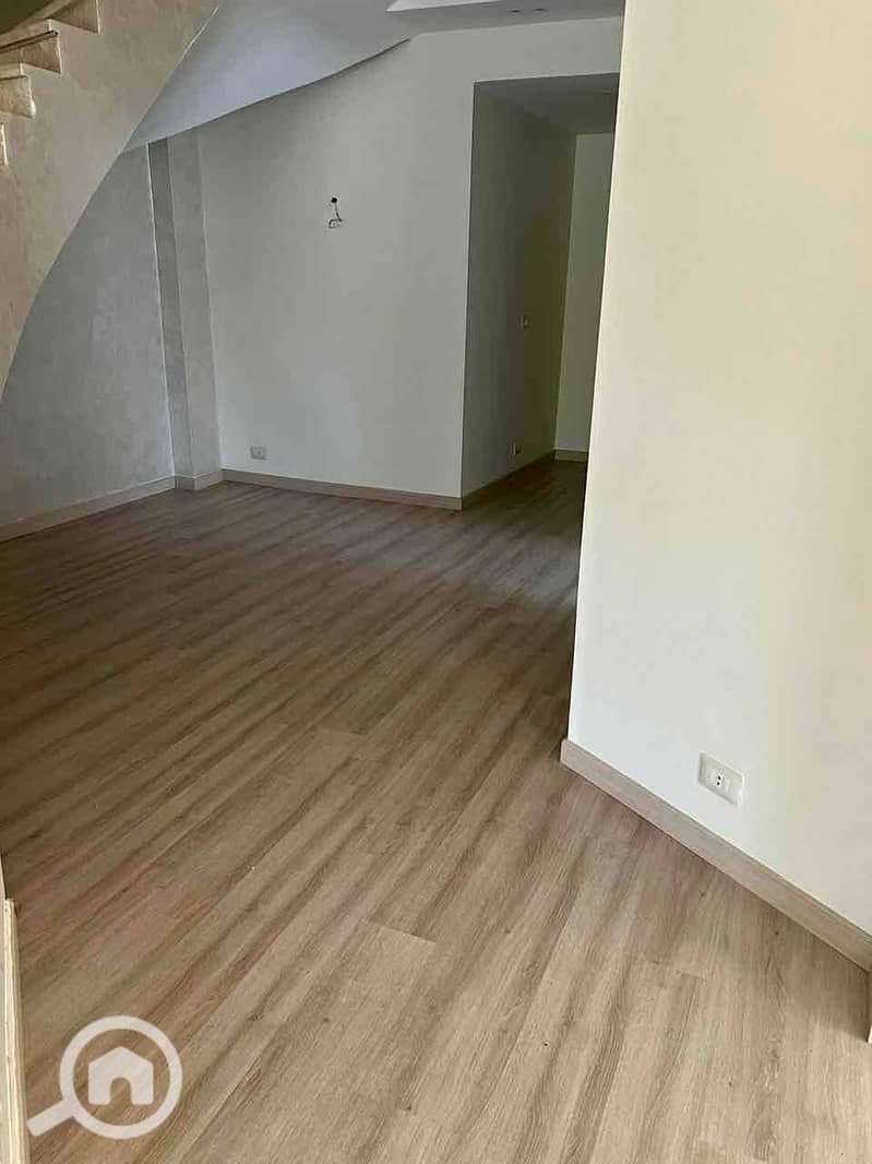 Duplex for Rent in 5th District – Next to Zed Park El Sheikh Zayed - Widok 4