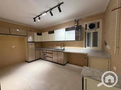 شقة 4 غرف نوم للايجار في الشيخ زايد، الجيزة - 056df552-3d87-4ae5-a6c3-245f67cffa0b. jpg