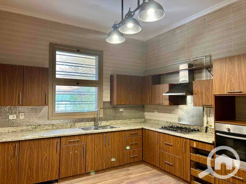 Townhouse for Rent in Allegria Sodic – 5 Master Bed - Widok 4