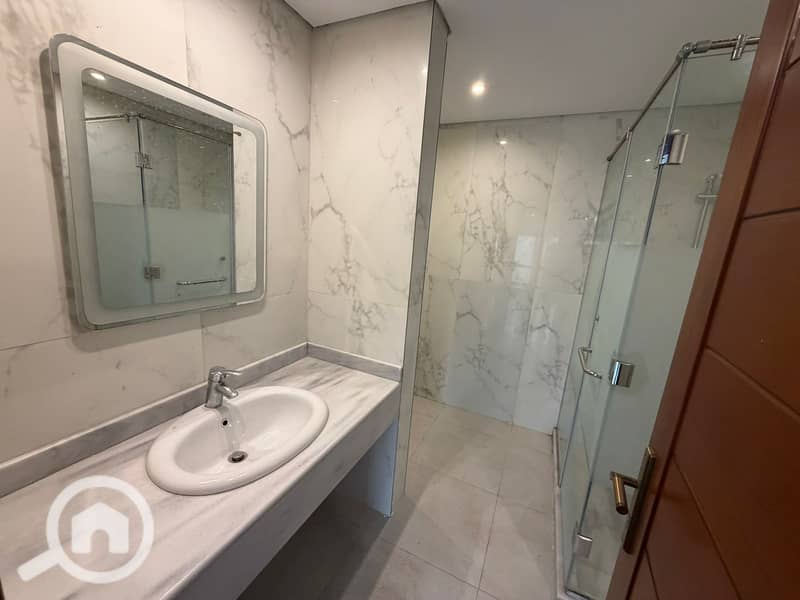 Ground floor with garden, hotel apartment for sale in Allegria Residence compound, ultra-luxuriou - Meer