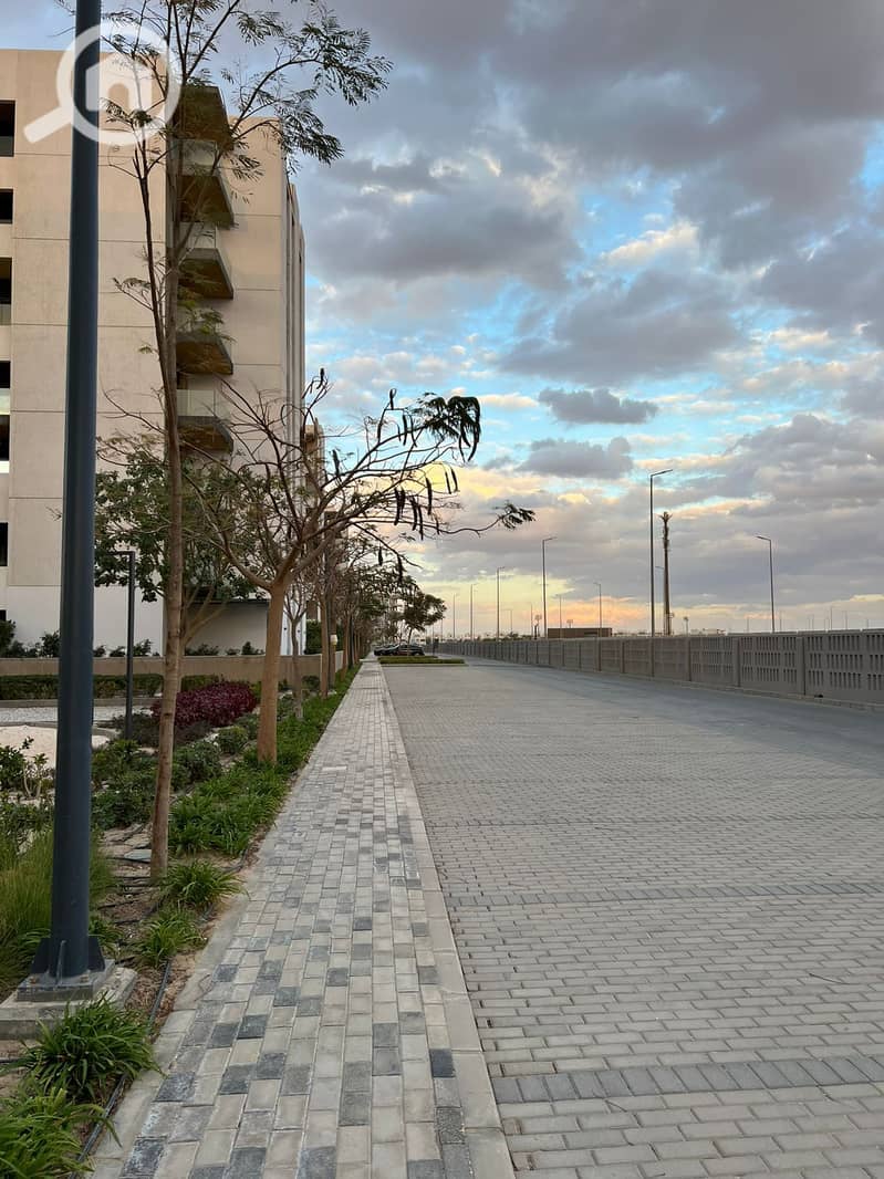 Immediate Delivery — 134 m² Fully Finished Apartment Al Burouj Compound beside sodic - Bild 3