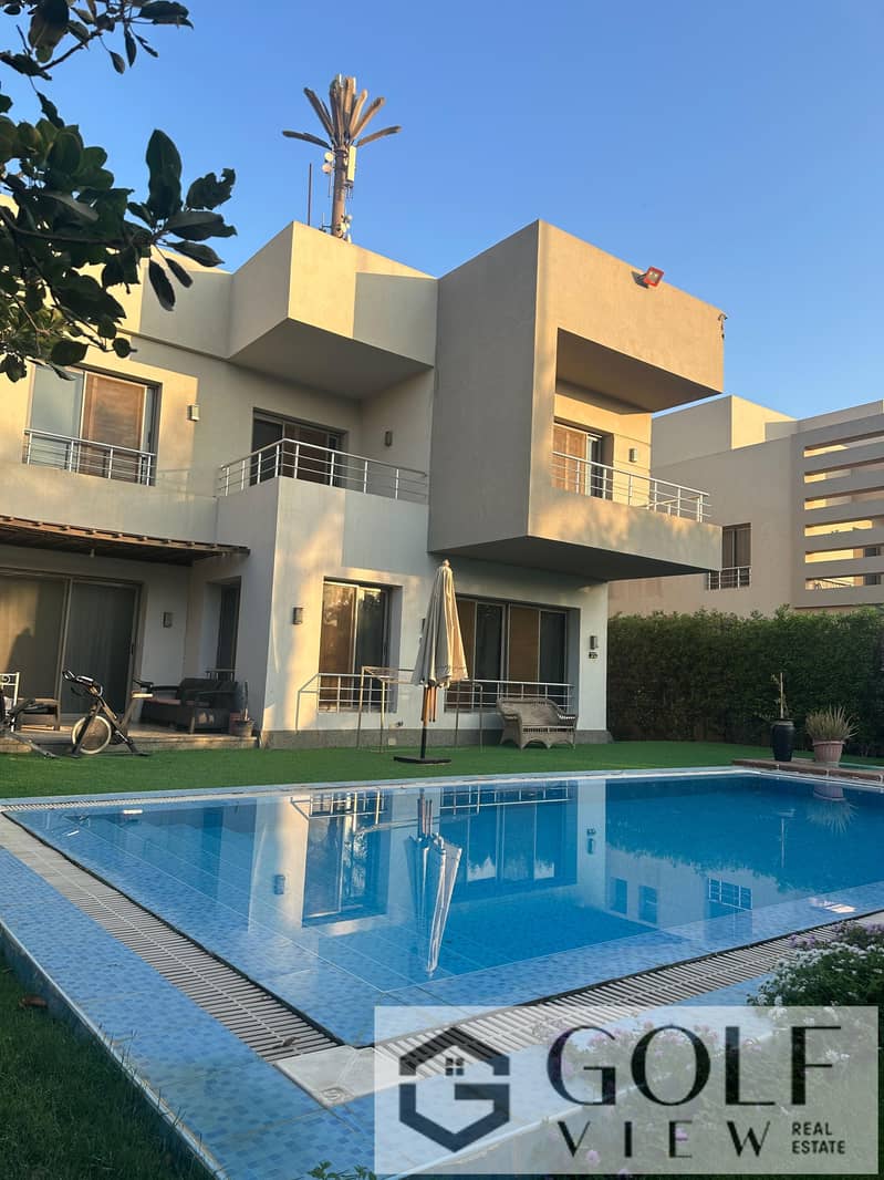 Investment Opportunity – Luxury Standalone Villa with Swimming Pool and High-End Finishes In the Best Location in Sheikh Zayed VIP Villa in Grand H - Ansicht 2