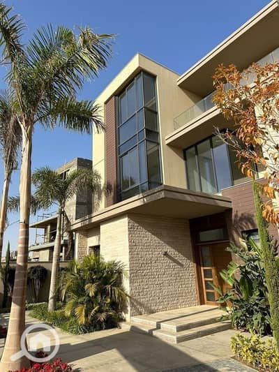 4 Bedroom Villa for Sale in Sheikh Zayed, Giza - photo_1_2026-04-12_14-25-24. jpg