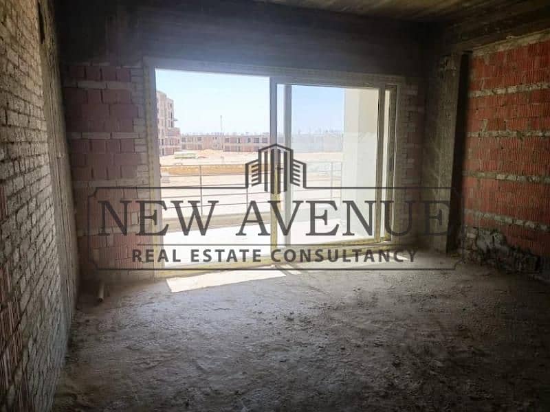 Delivered Apartment Three Bedrooms Two Bathrooms for sale at palm hills capital gardens – pohled 4
