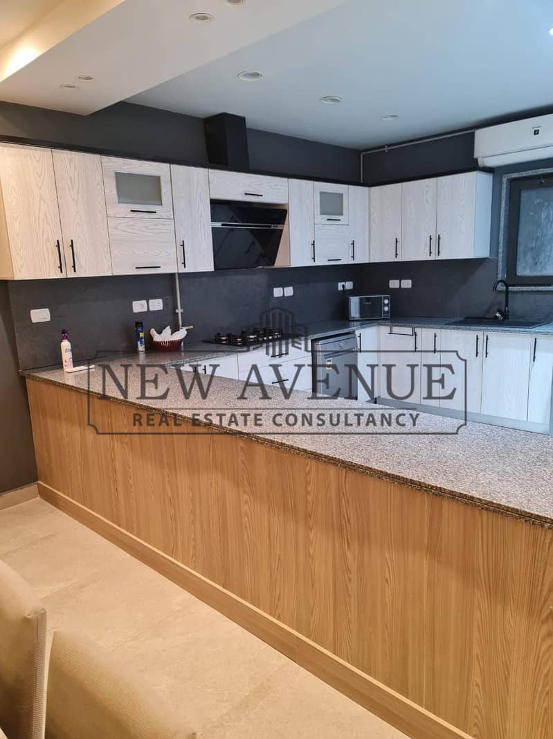 Opportunity for investment apartment For sale 2 Bedrooms 2 Bathrooms Fully furnished Lake view residence , golden square - Widok 3