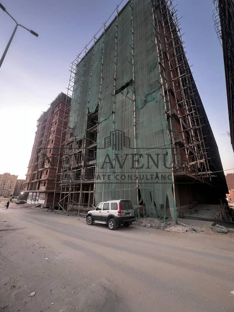 Apartment for Salein naser city with lowest price 110 meter semi finished ready to move 3 Bedrooms 2 Bathrooms True Compound Nasr City - Aanzicht 6