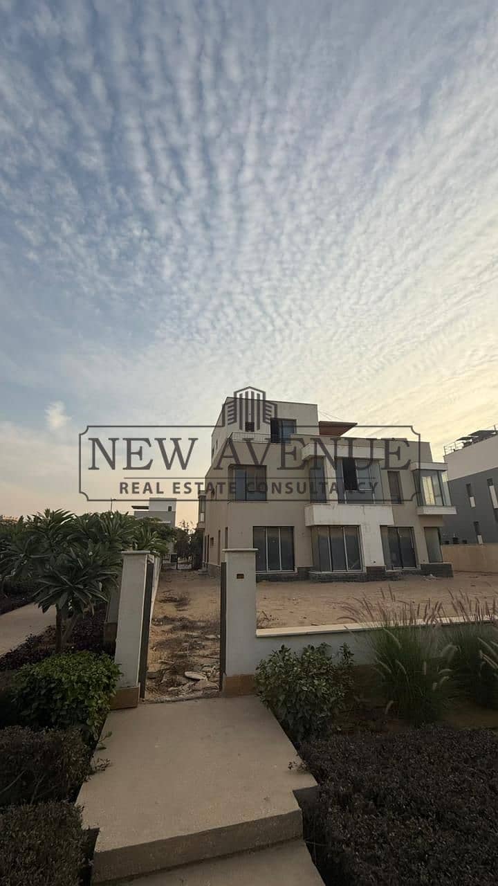 Prime location corner Standalone LV 6 bedrooms direct on landscape in SODIC villette lowest price in the market with biggest land – pohled 3