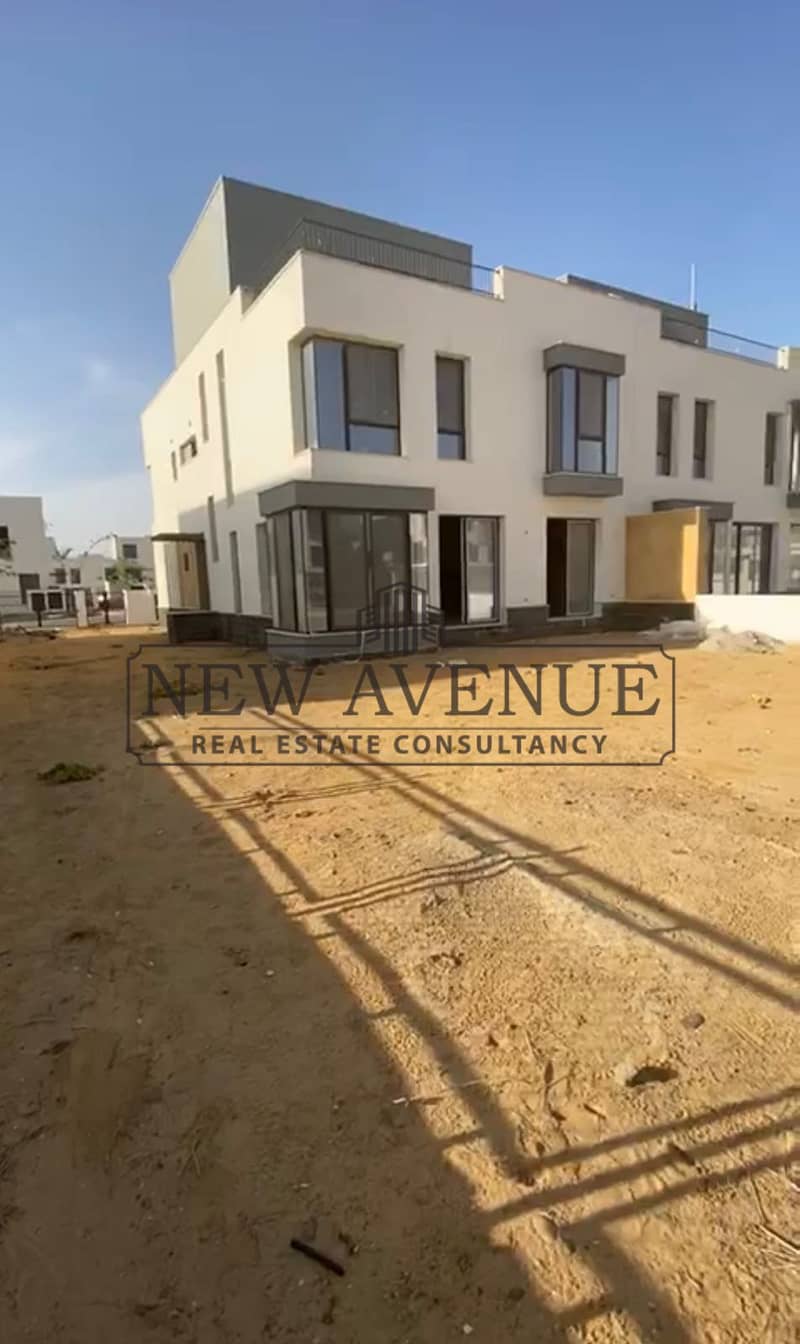 Twin house for sale in Villette Sodic prime location direct on landscape north facing located in villas area large land area - Widok 3