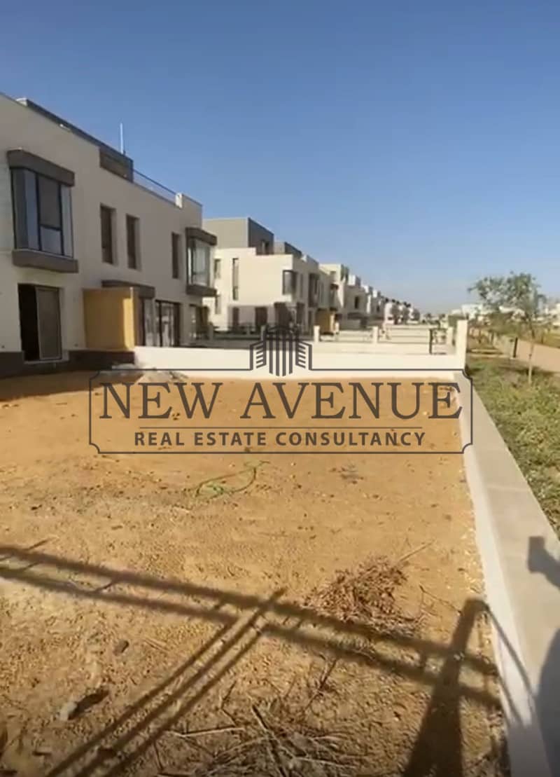 Twin house for sale in Villette Sodic prime location direct on landscape north facing located in villas area large land area - Widok 4
