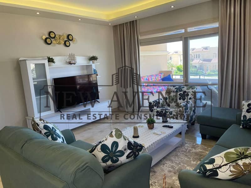 Chalet in La Vista Bay East for Sale 3 Bedrooms Fully Furnished with Appliances Directly on the Pool - Widok 5