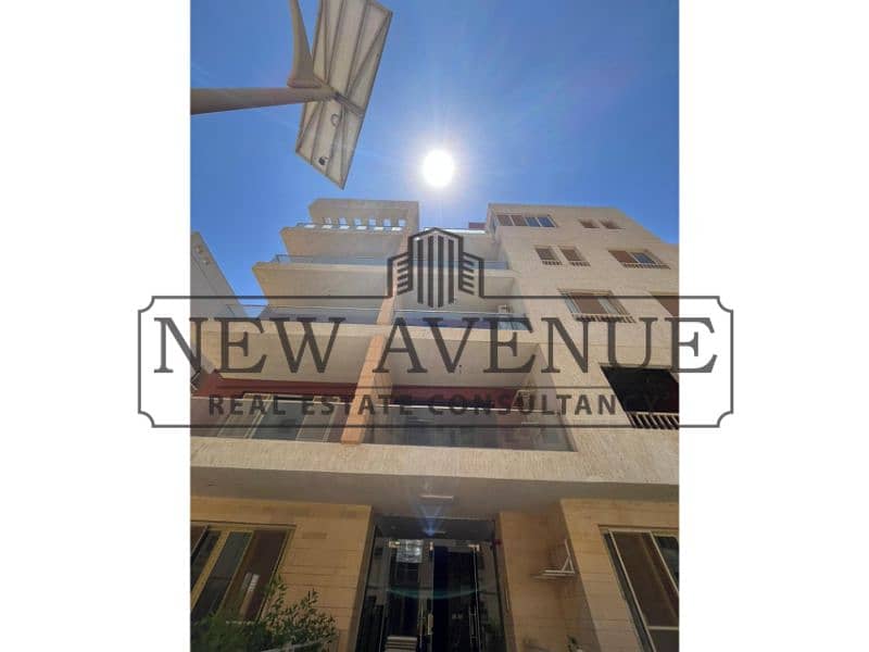 Penthouse 245m in Promenade Wadi Degla New Cairo ,Three Bedrooms and Roof 170m Ready to Move Core and Shell Facing North - Ansicht 3
