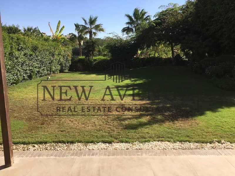 Twin house villa very prime location first row golf Fully Finished with kitchen for sale in Katameya Heights - Ansicht 5