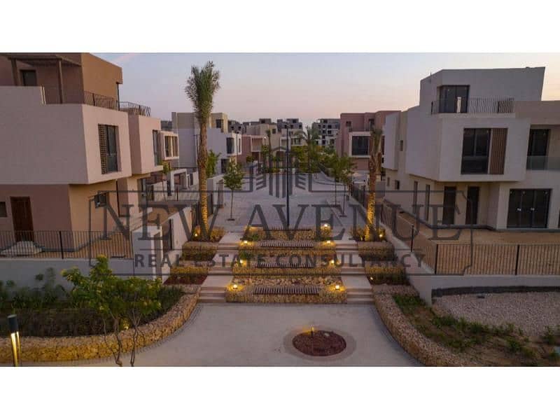 Penthouse with roof for sale in Sodic East New Cairo North oriented Good location Ready to move - Widok 6