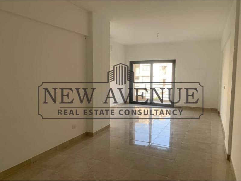 Apartment for sale in Fifth Square New Cairo Fully Finished with Ac's and kitchen parking slot Ready to move - Aanzicht 4