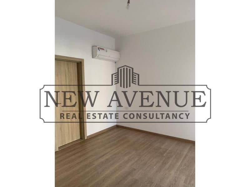 Apartment for sale in Fifth Square New Cairo Fully Finished with Ac's and kitchen parking slot Ready to move - Meer