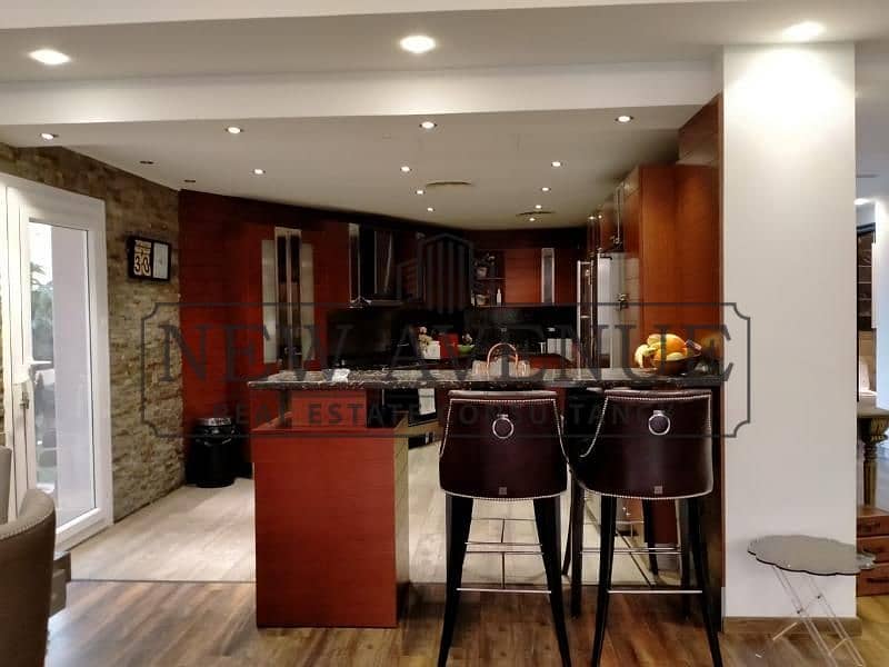 Twin House for sale at Les Rios New Cairo Prime Location High End Finishing ACs in All Bedrooms Solar Water Heater Ready to Move 3m Water Tank - Mehr