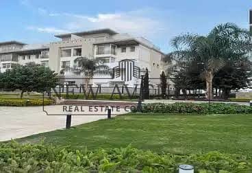 4 Bedroom Duplex for Sale in New Cairo, Cairo - fd81e862-1d51-4e78-a4ce-f516e162530e. jpeg 4 Bedroom Duplex for Sale in New Cairo, Cairo - fd81e862-1d51-4e78-a4ce-f516e162530e. jpeg