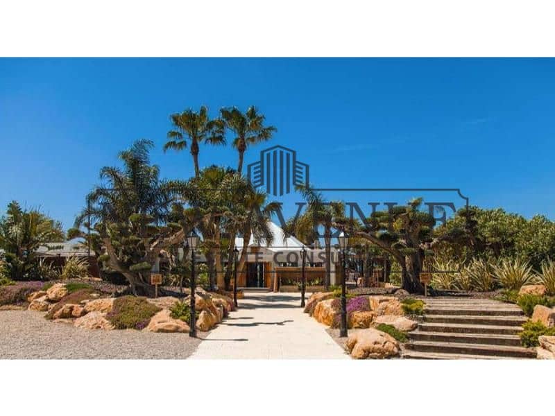 Chalet with installment till 2031 - 2 bedrooms - Fully finished - in Hacienda West - north coast - Meer