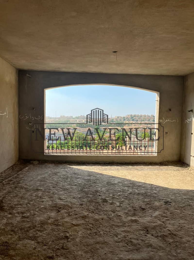 Town house in Stone park prime location ready to deliver - Więcej