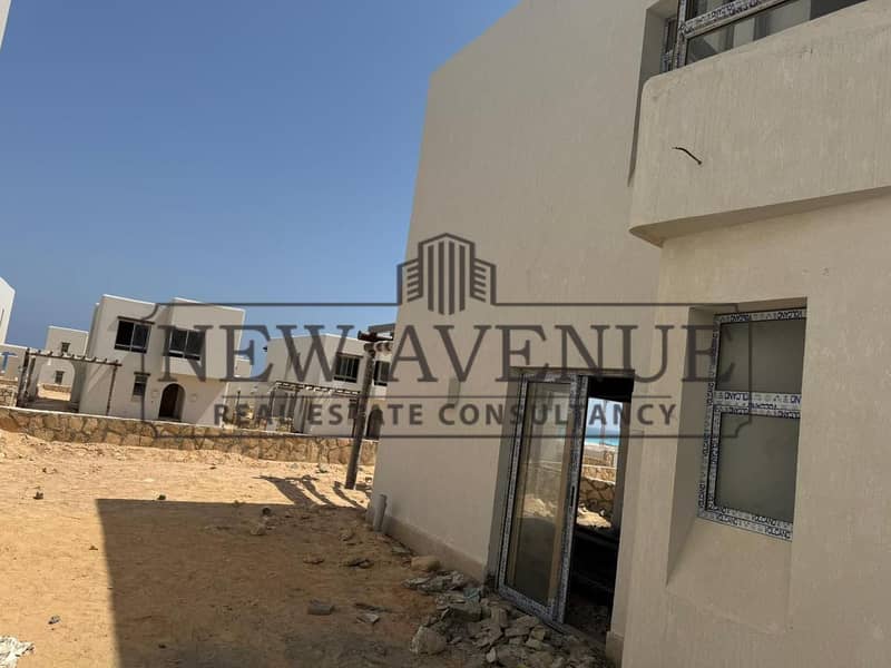 Standalone villa third row in hacienda west - sea view - under market price - Vista 5