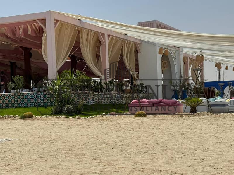 Standalone villa third row in hacienda west - sea view - under market price - Altro