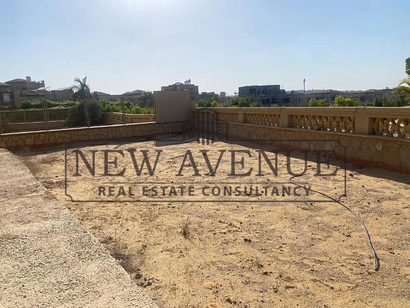 Under market price Standalone corner in katameya palm hills With prime location Ready to Move Semi Finished - Widok 3