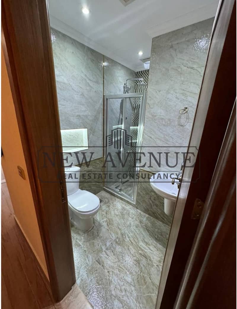Finished Town house Corner with ACs in Hyde Park New Cairo first use with Private pool prime location with open view and greenery Modern Design - Ansicht 3