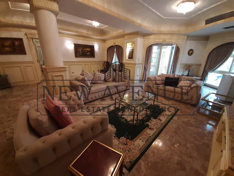 Separate Standalone villa with basement and swimming pool for sale in El Shouyfat Open view fully furnished with all appliances included Delivered – pohled 2