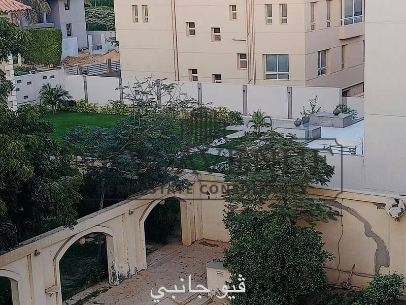 Under Market Price Twinhouse Area 500 meter 5 Bedrooms in Prime Location Infront Of BUE in El Wadi Compound with Downpayment 10 Million Ready To Move - Widok 4