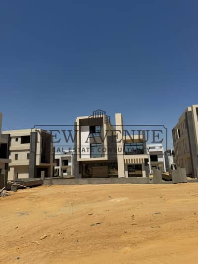 4 Bedroom Villa for Sale in New Cairo, Cairo - WhatsApp Image 2025-10-14 at 1.23. 05 AM (1). jpeg 4 Bedroom Villa for Sale in New Cairo, Cairo - WhatsApp Image 2025-10-14 at 1.23. 05 AM (1). jpeg