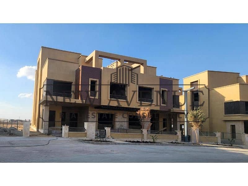 for sale Two Twin house Ready to move largest type 340m attached in king Range New Giza prime location 6 October - Ansicht 2