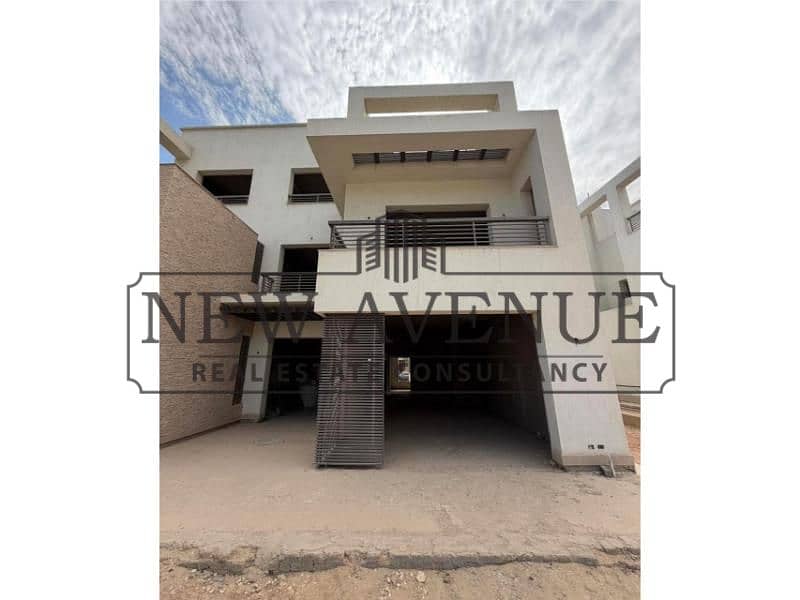 for sale Two Twin house Ready to move largest type 340m attached in king Range New Giza prime location 6 October - Ansicht 6