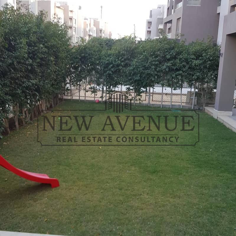 Ground Apartment with ac's for sale in Village Gardens Katameya, bua190m with garden 100m, 3 bedrooms and 3 bathrooms, nanny's room - Widok 3