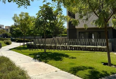 4 Bedroom Villa for Sale in Shorouk City, Cairo - 33409d19-fc7d-4e6e-b7a2-6341d7c81d8a. jpg 4 Bedroom Villa for Sale in Shorouk City, Cairo - 33409d19-fc7d-4e6e-b7a2-6341d7c81d8a. jpg