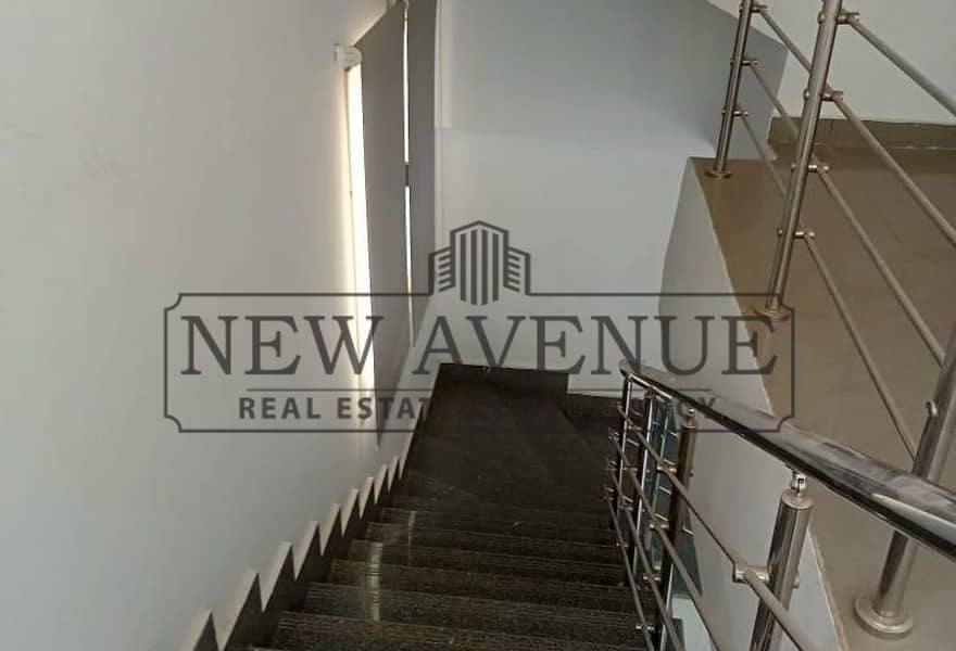 Fully finished full floor for rent in New Cairo - Altro