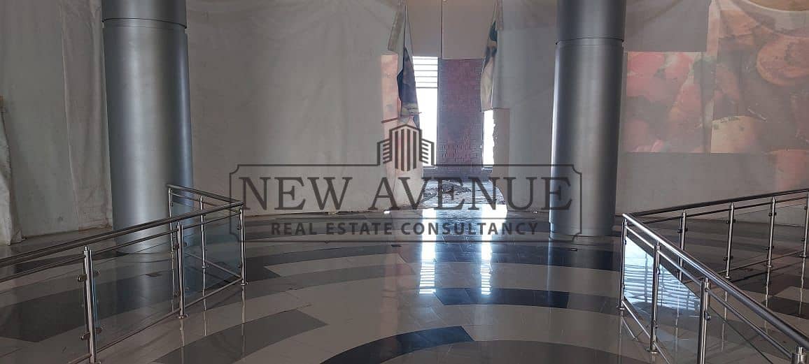 Retail 108 sqm for sale at mirage mall New Cairo - Widok 3