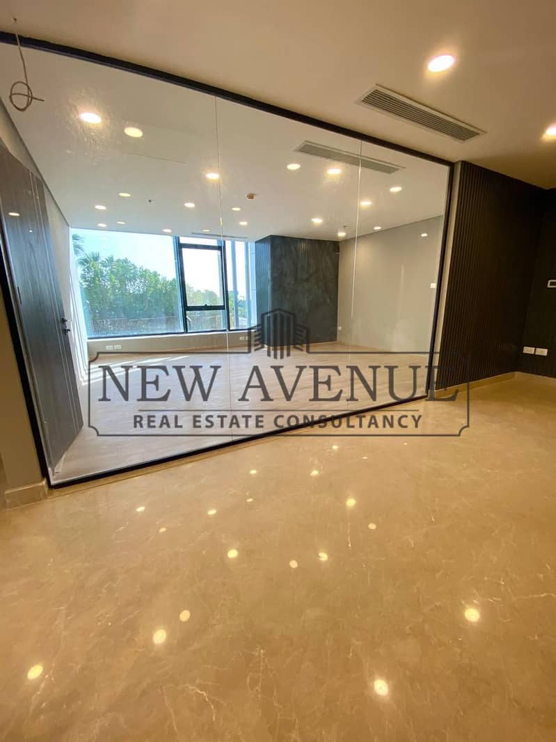 Office Super Lux with AC at IV Business Park New Cairo - Ansicht 4