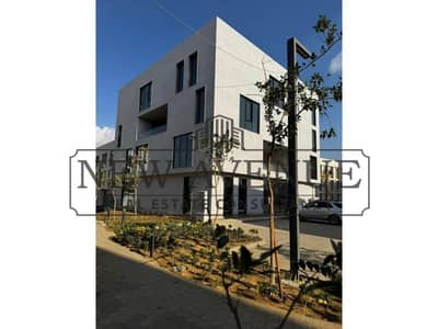 Commercial Building for Rent in 6th of October, Giza - fe232ebc-7ee7-4607-a0cd-0b7a7c614e5d. png