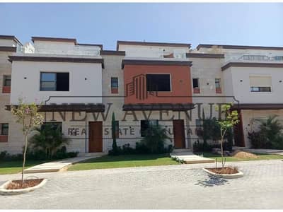 4 Bedroom Townhouse for Sale in New Cairo, Cairo - WhatsApp Image 2024-12-15 at 1.45. 10 PM. jpg 4 Bedroom Townhouse for Sale in New Cairo, Cairo - WhatsApp Image 2024-12-15 at 1.45. 10 PM. jpg