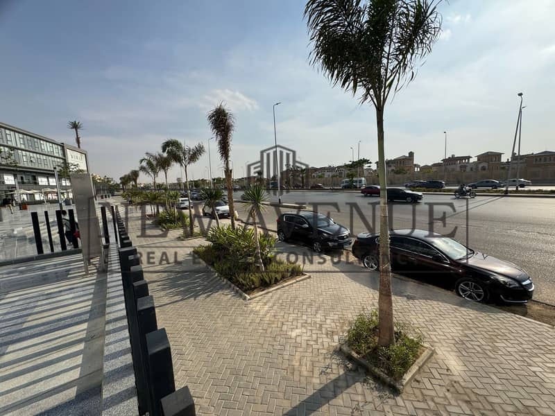 Ground Retail with outdoor area for rent at sway mall New Cairo – pohled 6