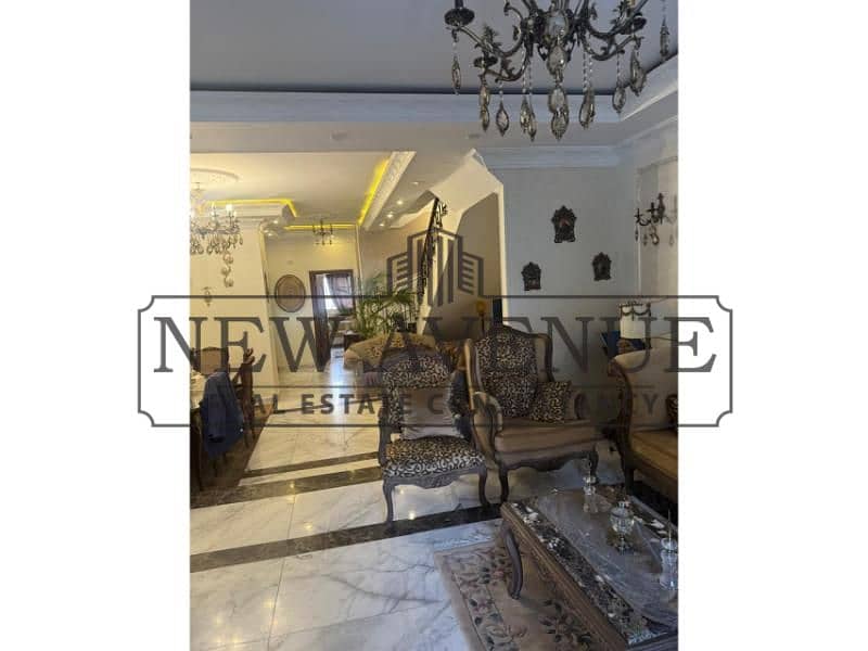 townhouse in divina Gardens finished high standard featuring custom kitchen and fully installed air conditioning units - Widok 4