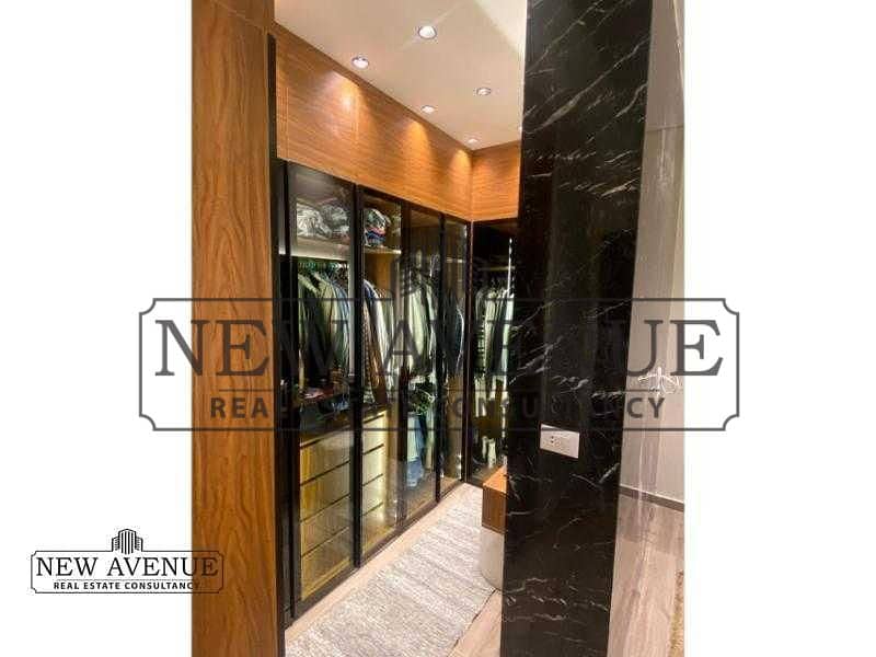 Ultra super lux finishing Apartment with Parking and Elevator for sale in Gharb El Golf 240m 3 bedrooms 2 bathrooms Living room - Altro
