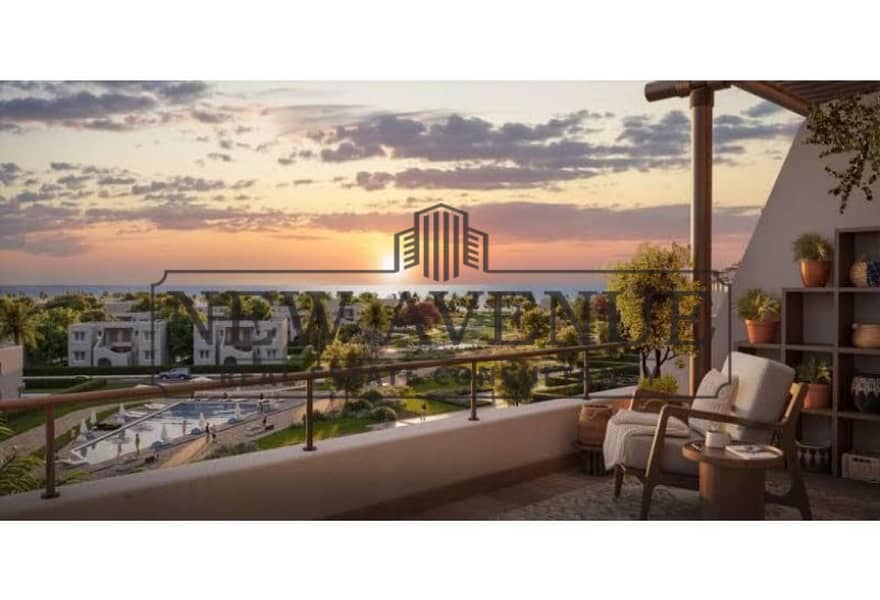 For sale in Hacienda West phase Almond North Coast developed by Palm Hills developments Fully finished Corner penthouse with roof on sea view - Vista 5