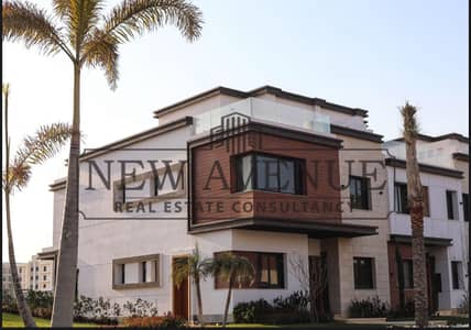 4 Bedroom Villa for Sale in New Cairo, Cairo - WhatsApp Image 2025-12-24 at 5.30. 45 PM. jpeg 4 Bedroom Villa for Sale in New Cairo, Cairo - WhatsApp Image 2025-12-24 at 5.30. 45 PM. jpeg
