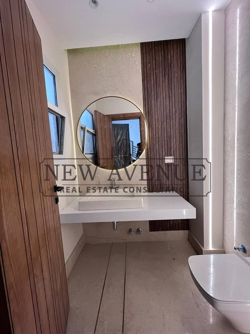 Town house 4 bedrooms For Rent Fully Finished Over Landscape View at Westown ,SODIC - Ansicht 5