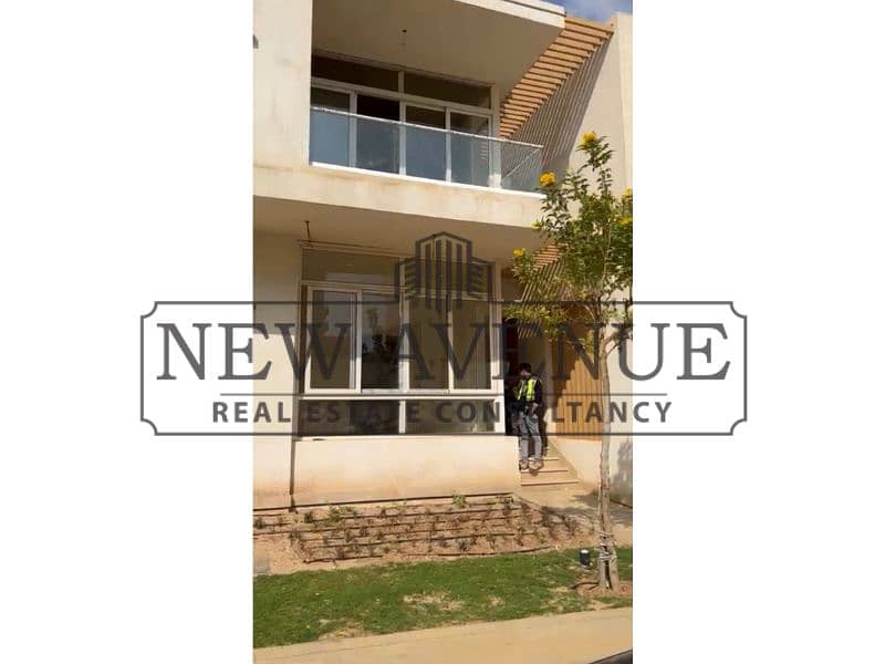 Twin House Villa for sale Delivered in Mountain View i City New Cairo Core and Shell – další