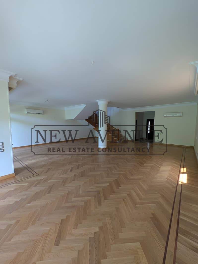 Fully finished Twin Villa For Sale in Les Rois With prime location in new cairo - Ansicht 2
